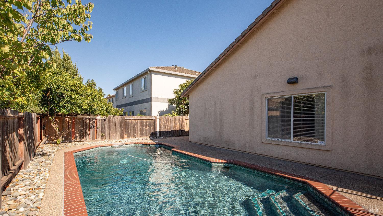 Detail Gallery Image 46 of 53 For 1300 Reeves Ct, Suisun City,  CA 94585 - 4 Beds | 2 Baths