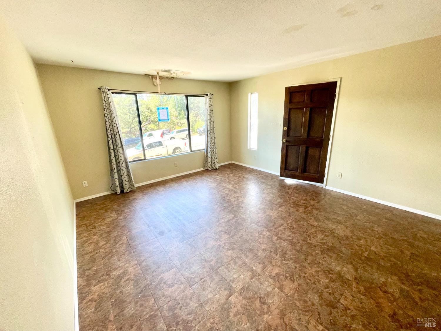 Detail Gallery Image 2 of 15 For 26781 Hawk Dr, Willits,  CA 95490 - 2 Beds | 1 Baths