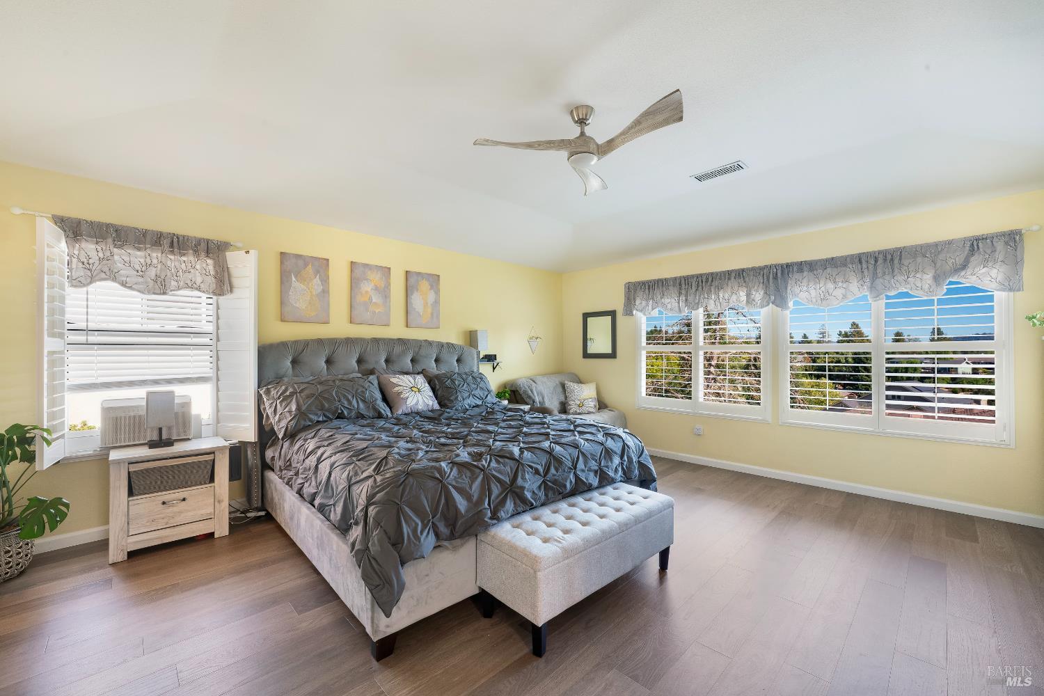 Detail Gallery Image 17 of 33 For 1416 Nighthawk Dr, Santa Rosa,  CA 95409 - 3 Beds | 2/1 Baths