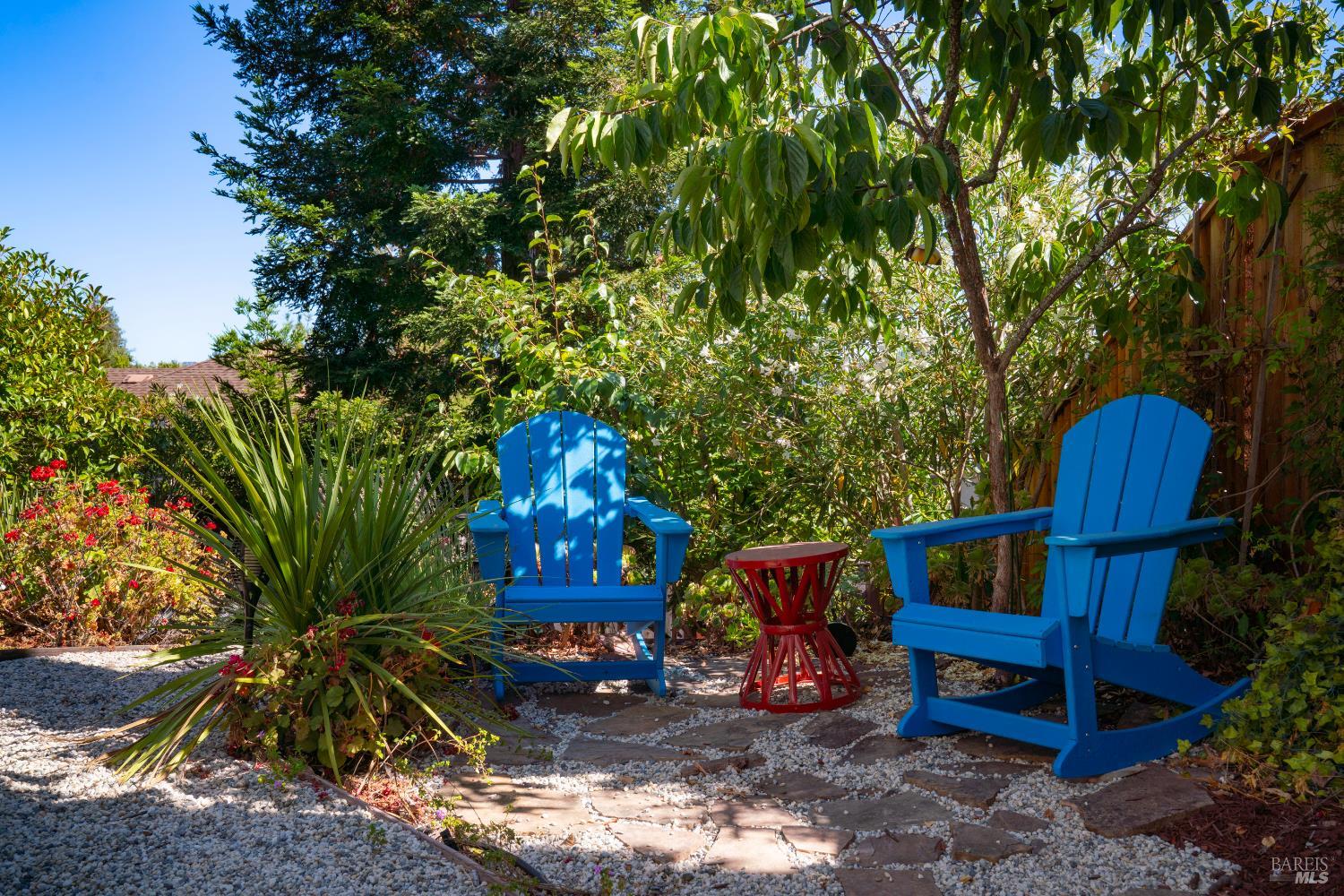 Detail Gallery Image 28 of 33 For 1416 Nighthawk Dr, Santa Rosa,  CA 95409 - 3 Beds | 2/1 Baths
