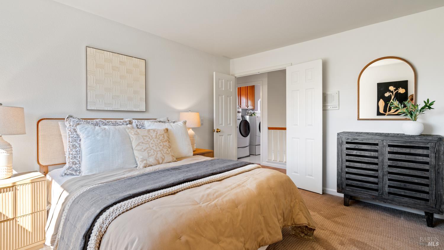 Detail Gallery Image 28 of 56 For 181 Dublin Ct, Petaluma,  CA 94952 - 4 Beds | 2/1 Baths