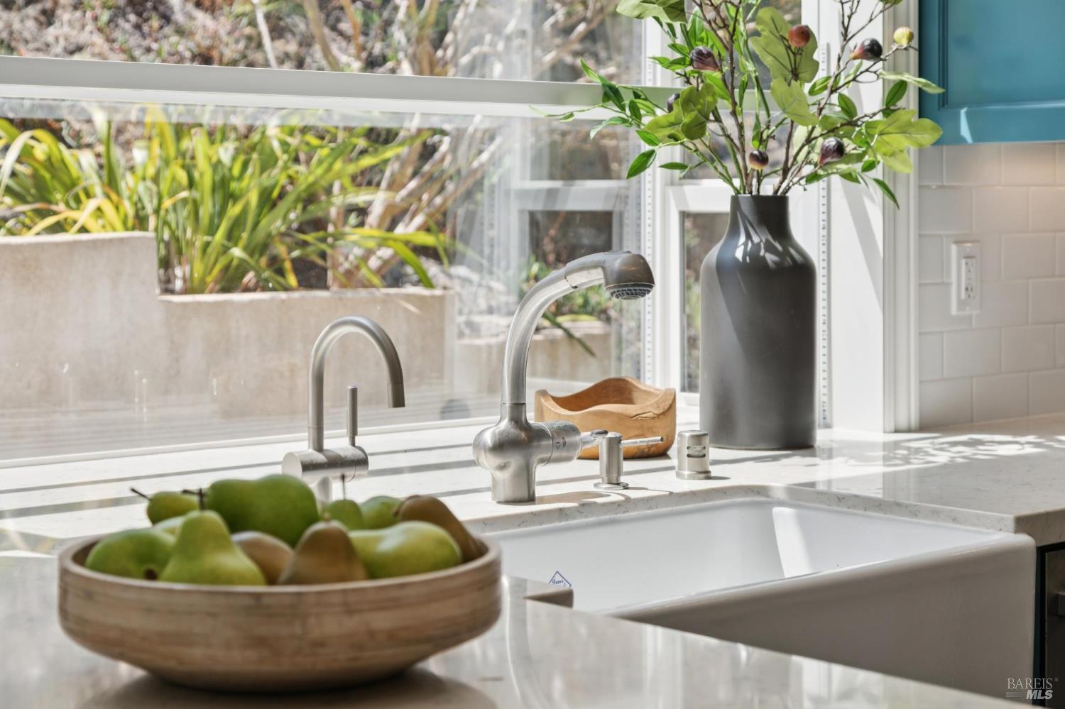 Detail Gallery Image 26 of 62 For 139 Trinidad Dr, Tiburon,  CA 94920 - 4 Beds | 2/1 Baths