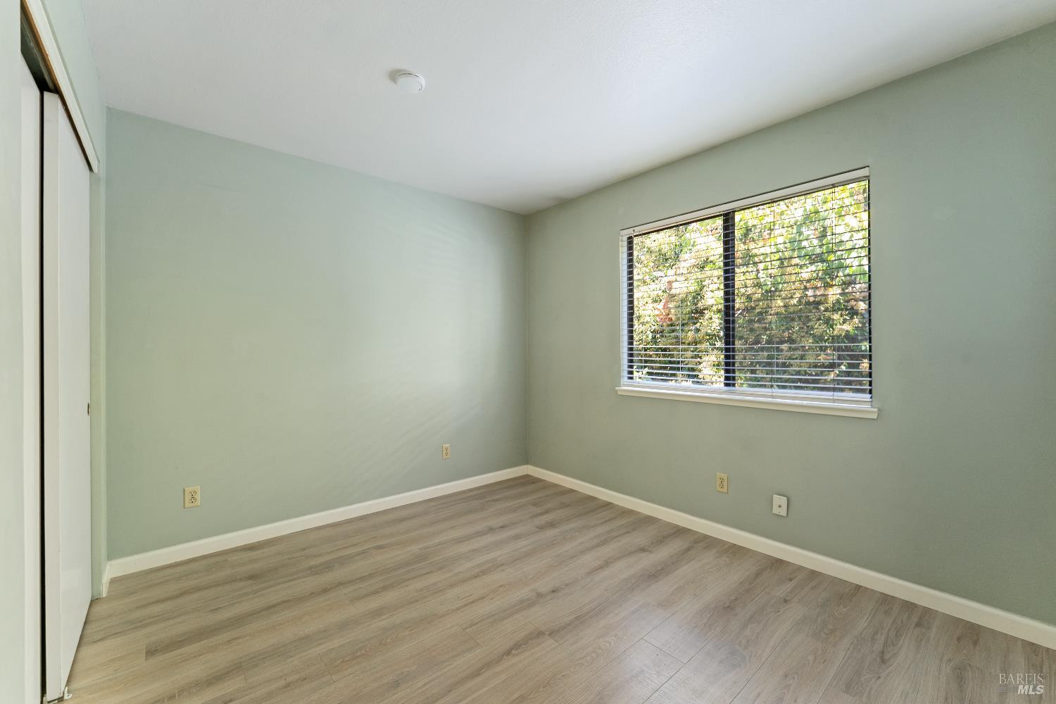 Detail Gallery Image 13 of 23 For 164 N Dutton Ave, Santa Rosa,  CA 95401 - 3 Beds | 2/1 Baths