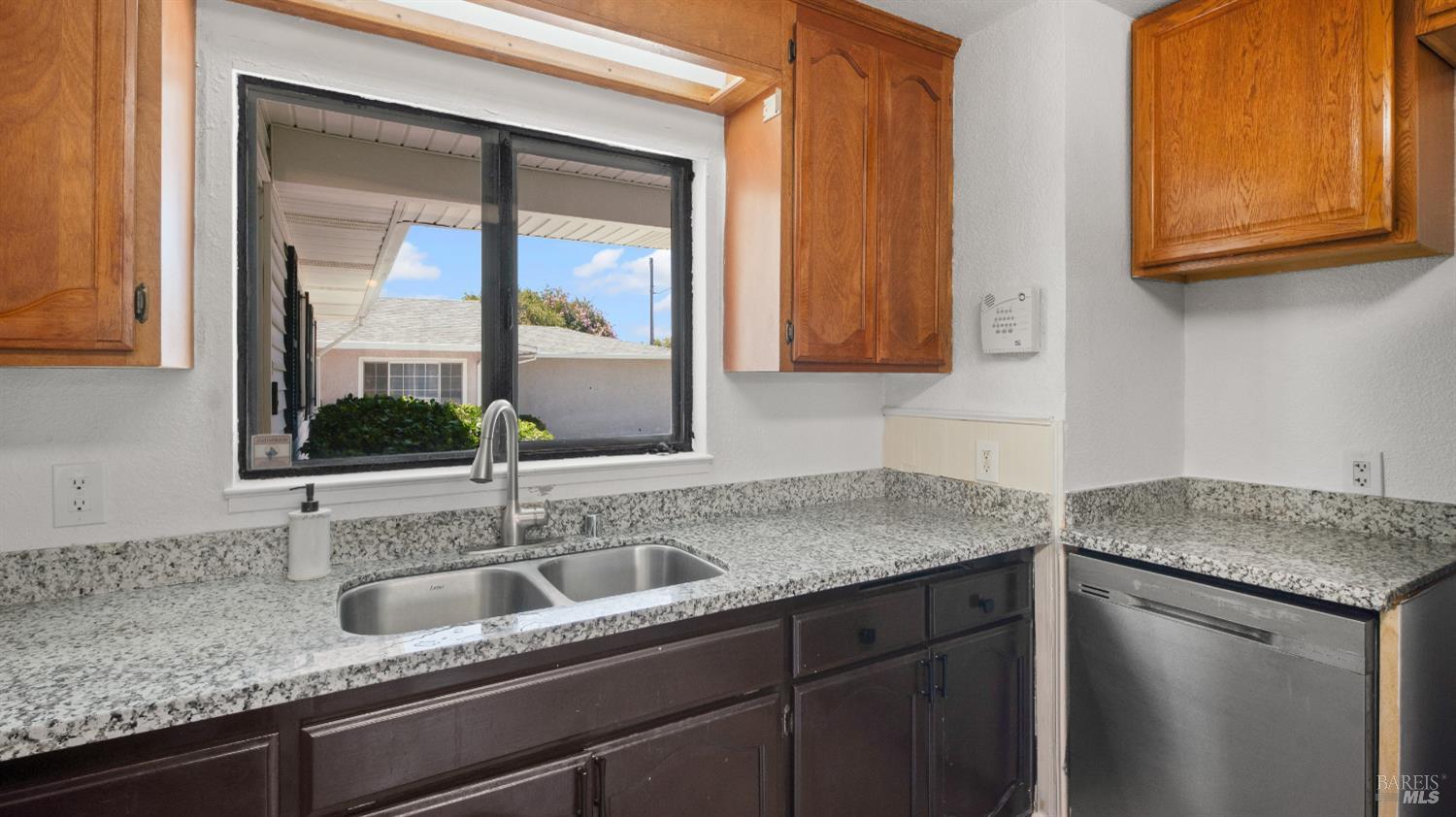 Detail Gallery Image 20 of 47 For 1200 Truman St, Fairfield,  CA 94533 - 3 Beds | 2 Baths