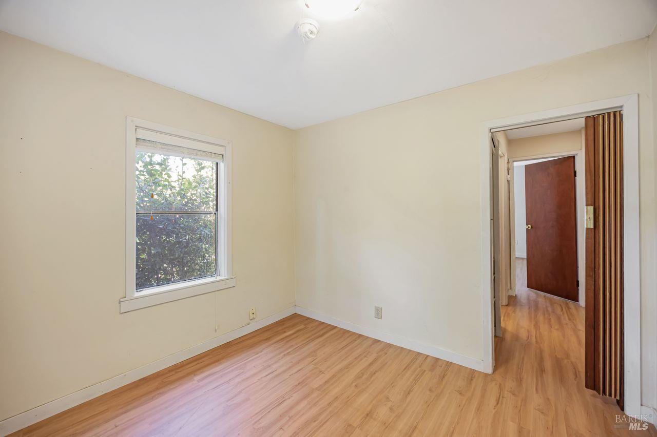 Detail Gallery Image 12 of 38 For 740 First St, Sebastopol,  CA 95472 - 2 Beds | 1 Baths