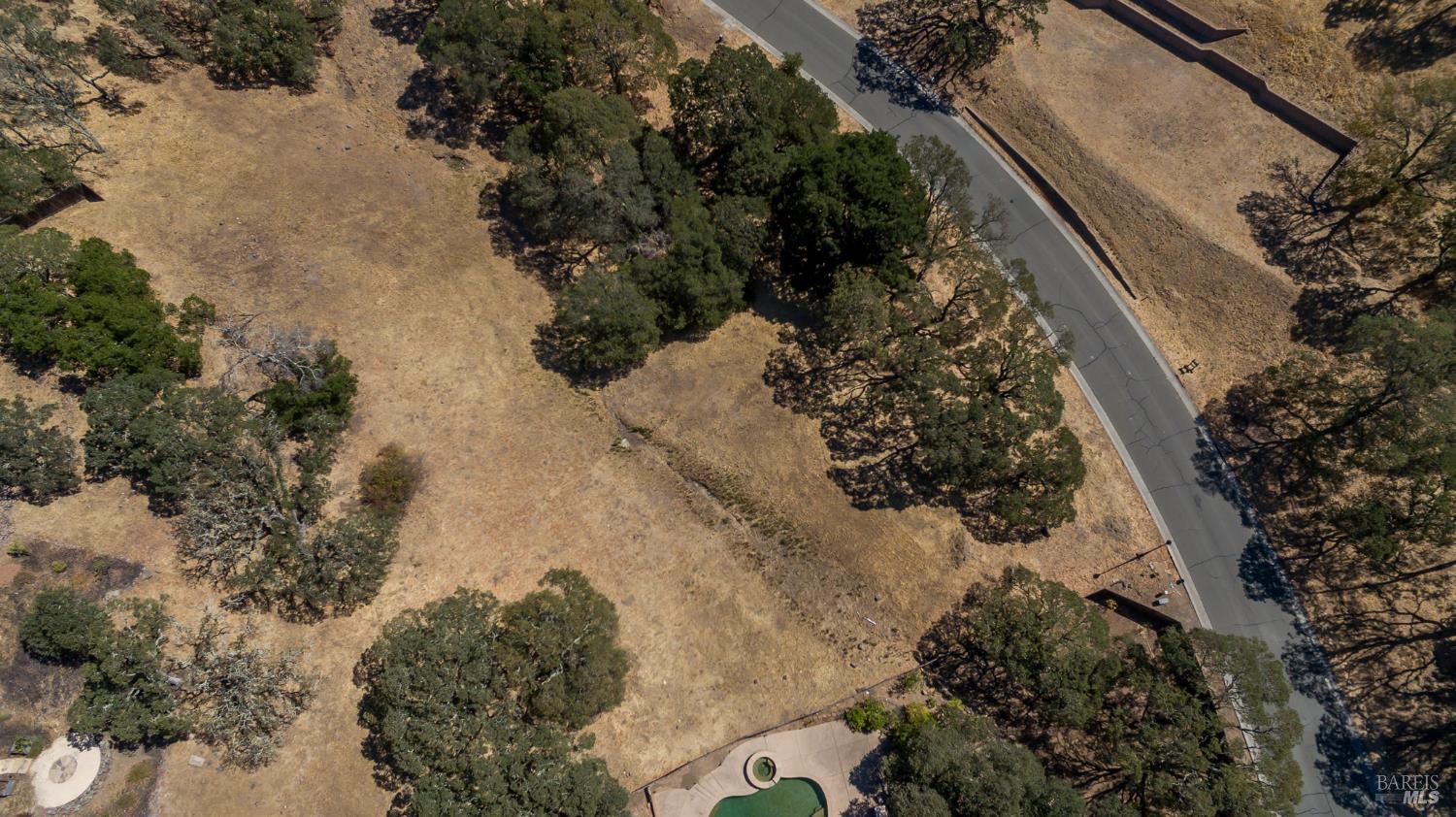 Detail Gallery Image 35 of 39 For 743 Bridle Ridge Ct, Fairfield,  CA 94534 - – Beds | – Baths