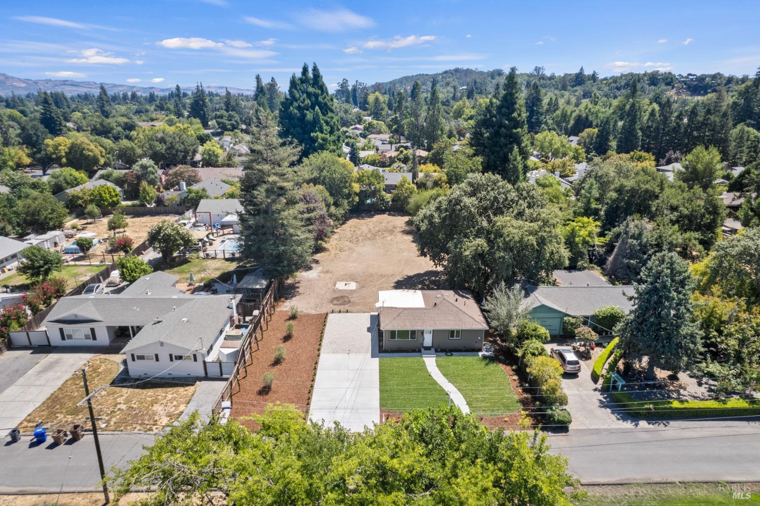 Detail Gallery Image 31 of 33 For 1565 Baywood Ln, Napa,  CA 94558 - 2 Beds | 1 Baths