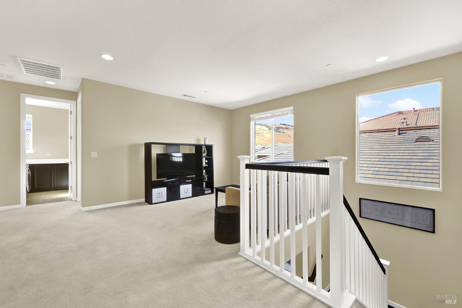 Detail Gallery Image 20 of 46 For 4538 Paseo Dr, Fairfield,  CA 94534 - 5 Beds | 3 Baths