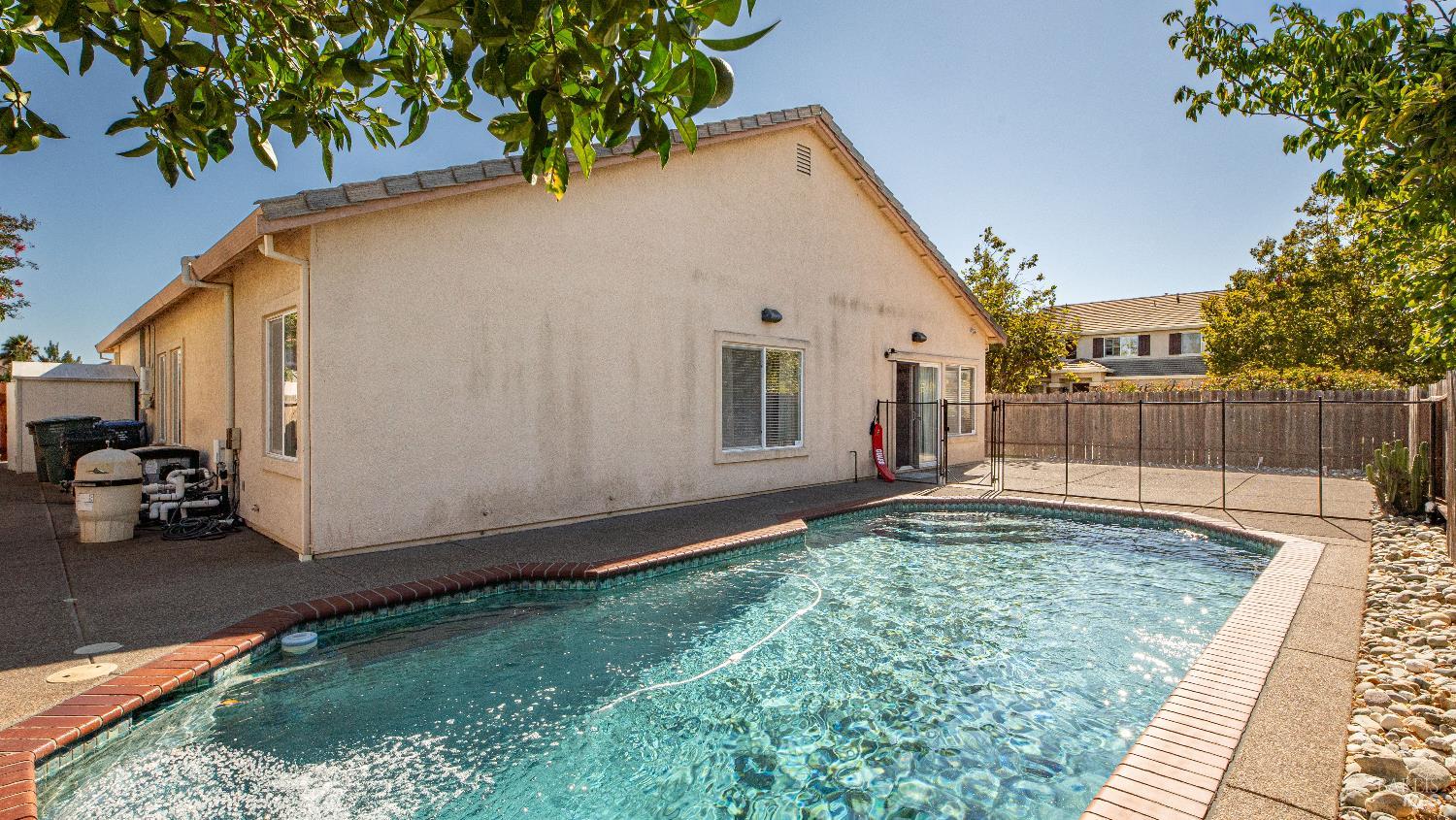 Detail Gallery Image 49 of 53 For 1300 Reeves Ct, Suisun City,  CA 94585 - 4 Beds | 2 Baths