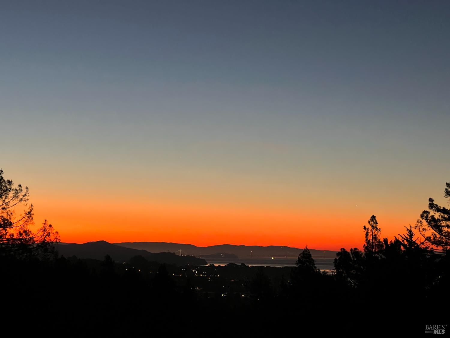 Detail Gallery Image 57 of 60 For 222 Marguerite Ave, Mill Valley,  CA 94941 - 4 Beds | 5 Baths