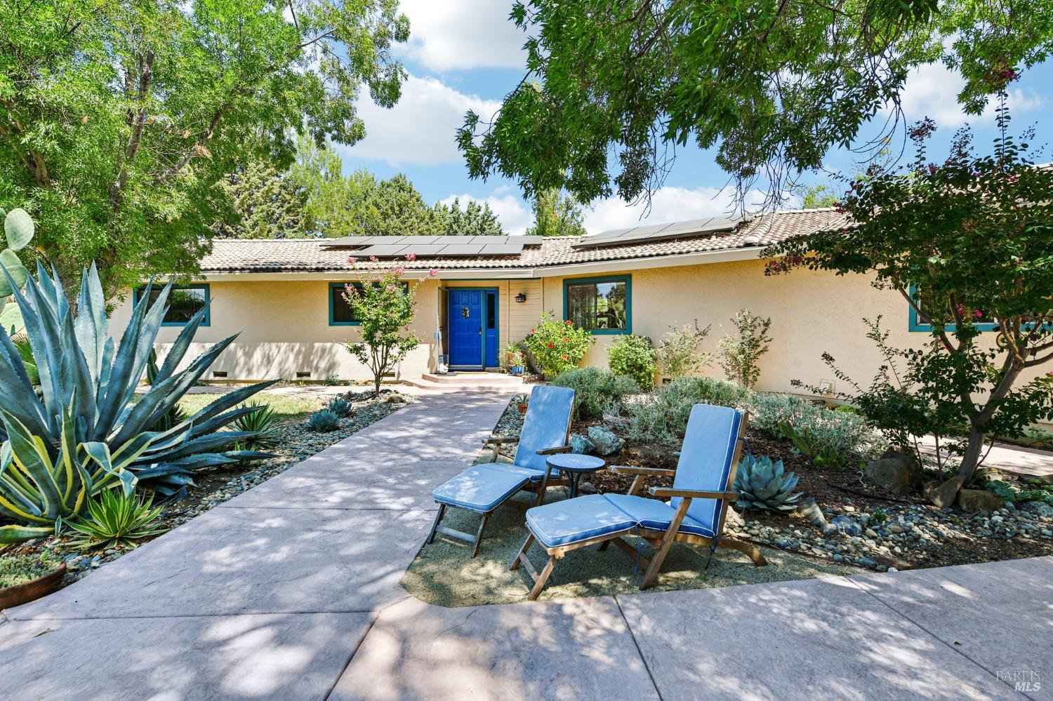 Detail Gallery Image 4 of 66 For 8621 Olive School Ln, Winters,  CA 95694 - 3 Beds | 2 Baths