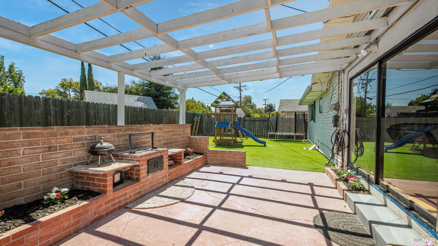 Detail Gallery Image 33 of 47 For 1200 Truman St, Fairfield,  CA 94533 - 3 Beds | 2 Baths