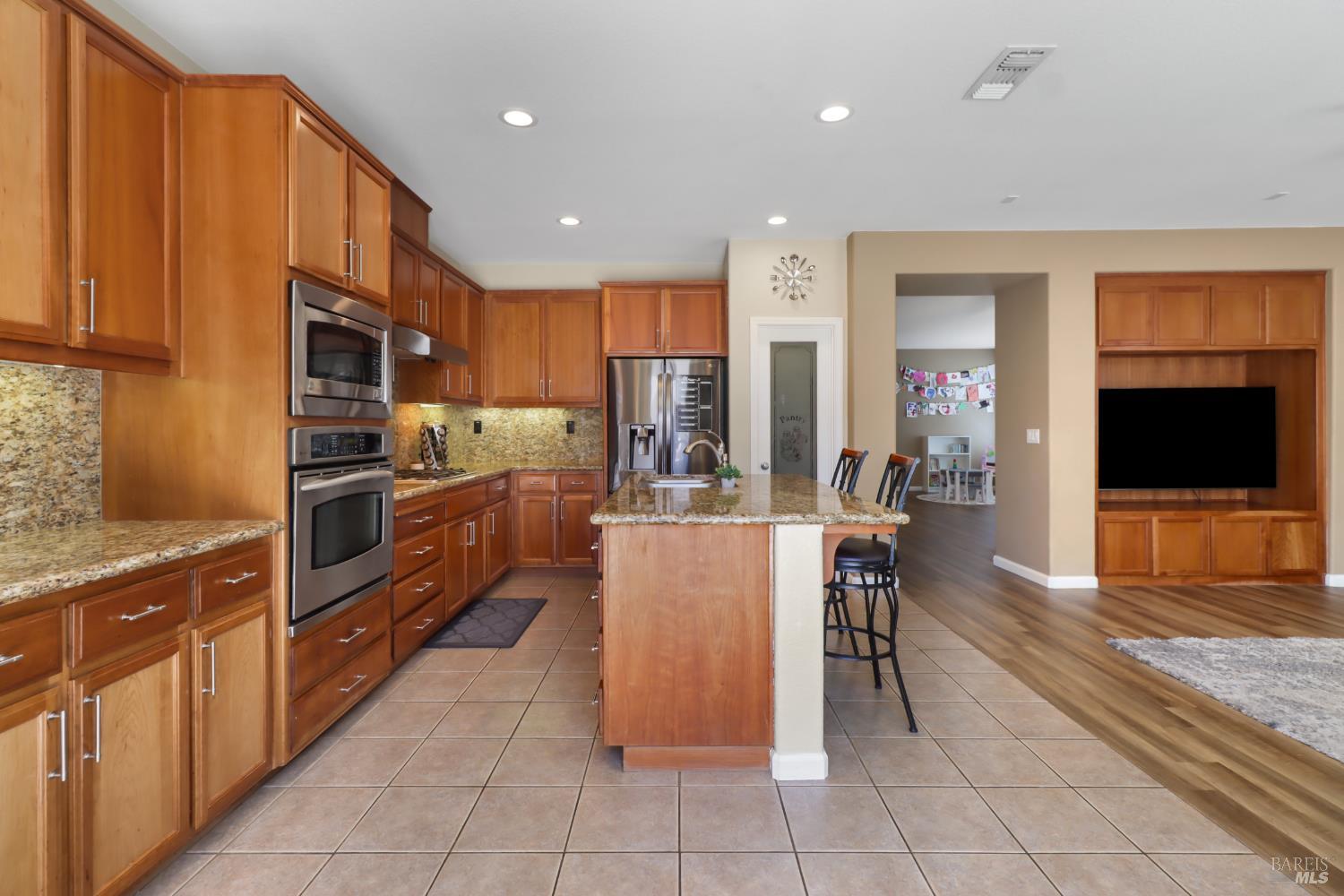 Detail Gallery Image 28 of 58 For 1105 Bello Dr, Dixon,  CA 95620 - 4 Beds | 2/1 Baths