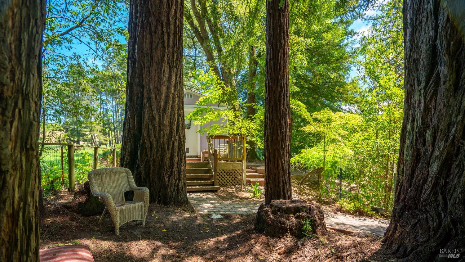 Detail Gallery Image 48 of 71 For 189 Wagnon Rd, Sebastopol,  CA 95472 - 2 Beds | 1 Baths