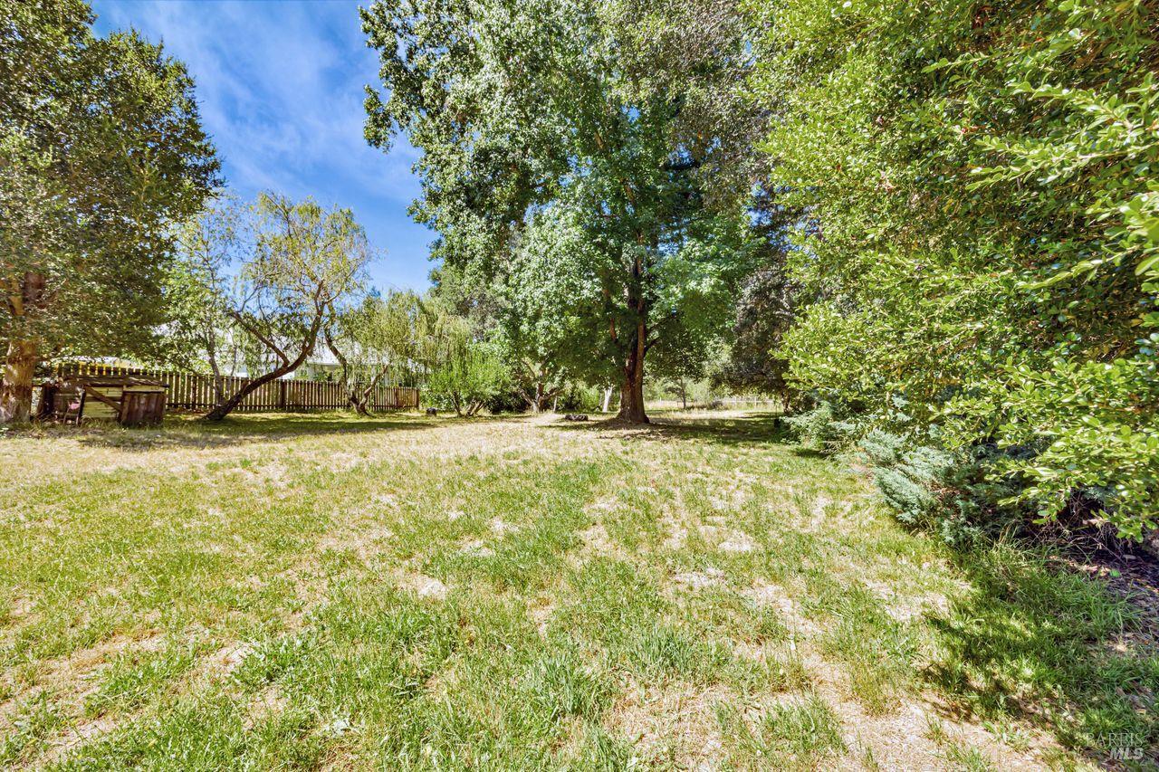 Detail Gallery Image 26 of 38 For 740 First St, Sebastopol,  CA 95472 - 2 Beds | 1 Baths