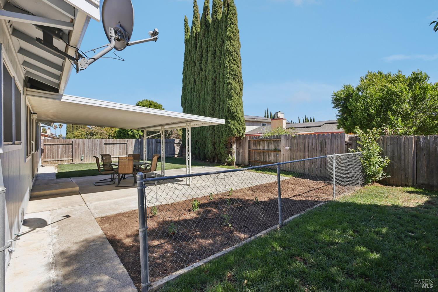 Detail Gallery Image 32 of 48 For 1403 Humbolt Dr, Suisun City,  CA 94585 - 3 Beds | 2 Baths