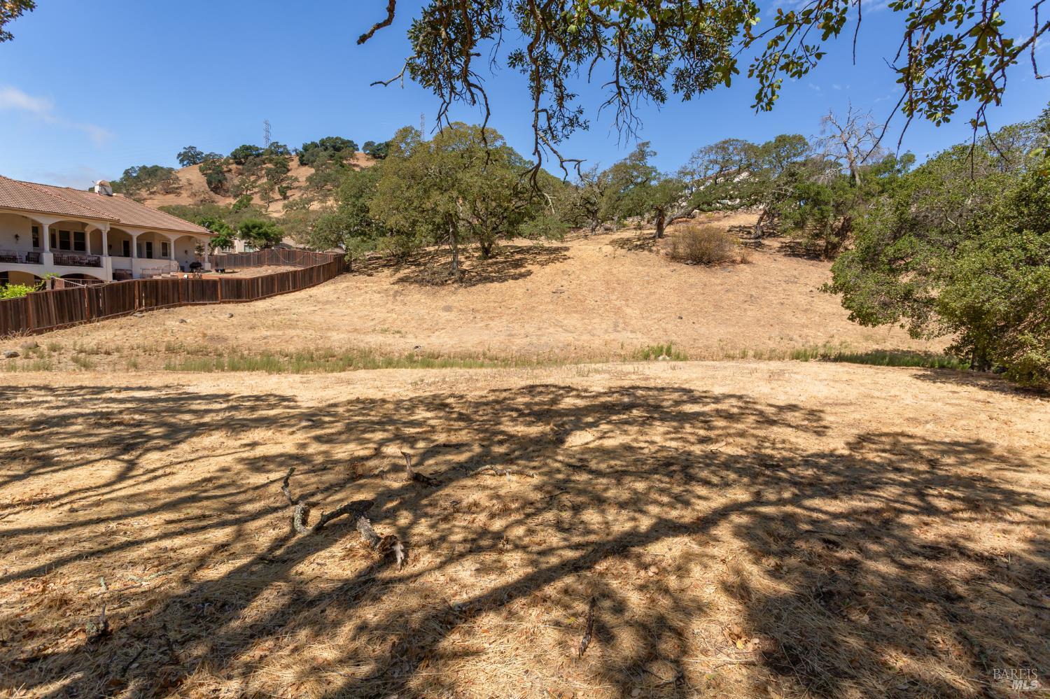 Detail Gallery Image 20 of 39 For 743 Bridle Ridge Ct, Fairfield,  CA 94534 - – Beds | – Baths