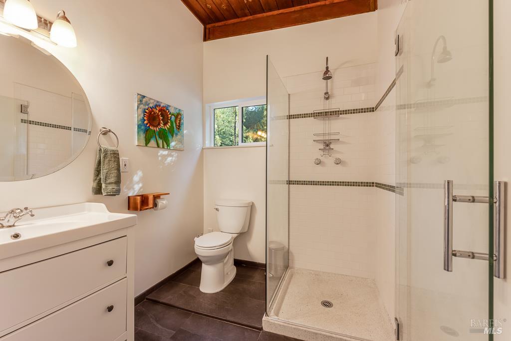 Detail Gallery Image 25 of 74 For 17197 Fitzpatrick Ln, Occidental,  CA 95465 - 3 Beds | 1 Baths