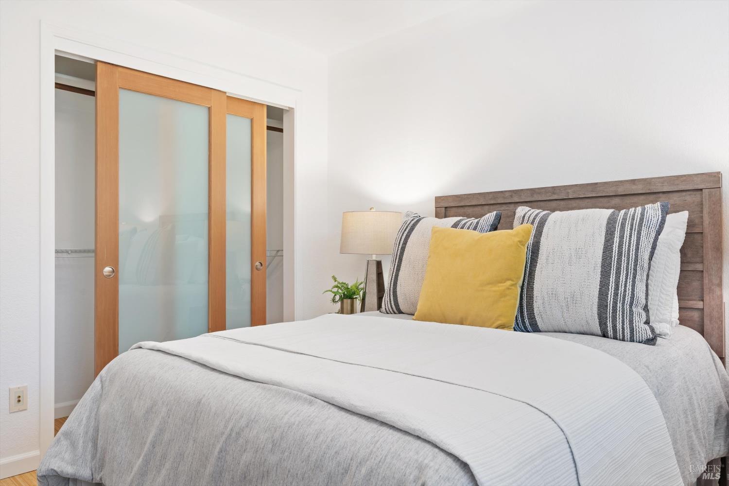 Detail Gallery Image 21 of 31 For 218 Indian Creek Dr, Santa Rosa,  CA 95409 - 2 Beds | 2 Baths