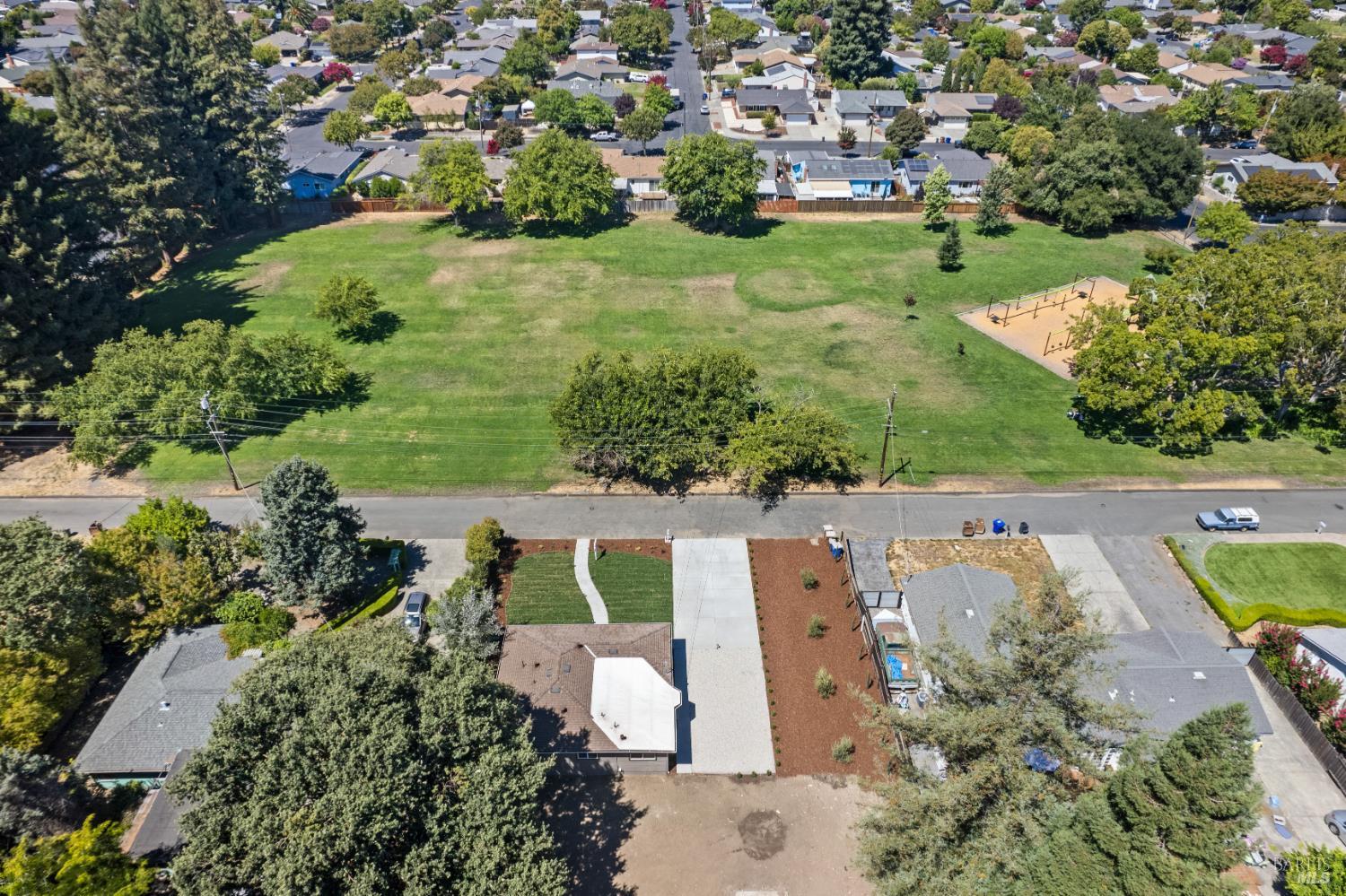 Detail Gallery Image 33 of 33 For 1565 Baywood Ln, Napa,  CA 94558 - 2 Beds | 1 Baths