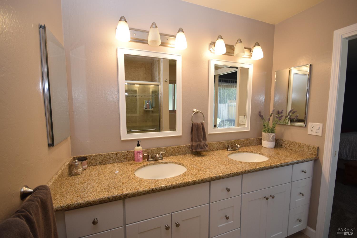 Detail Gallery Image 30 of 44 For 2014 Crinella Dr, Petaluma,  CA 94954 - 4 Beds | 2 Baths