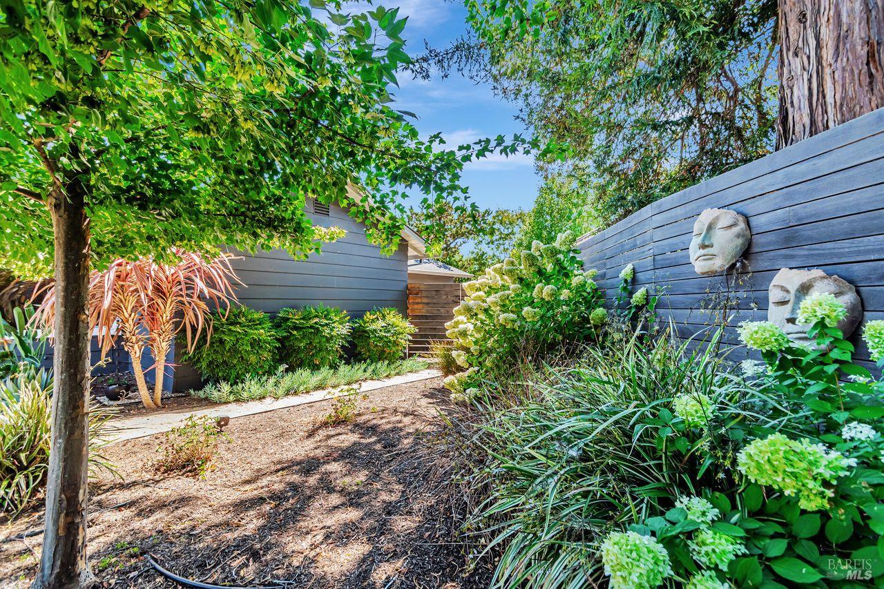 Detail Gallery Image 45 of 48 For 3641 Evergreen Rd, Santa Rosa,  CA 95405 - 4 Beds | 2 Baths