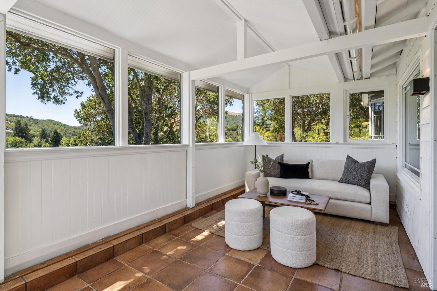 Detail Gallery Image 29 of 76 For 31 Irving Dr, San Anselmo,  CA 94960 - 4 Beds | 2 Baths