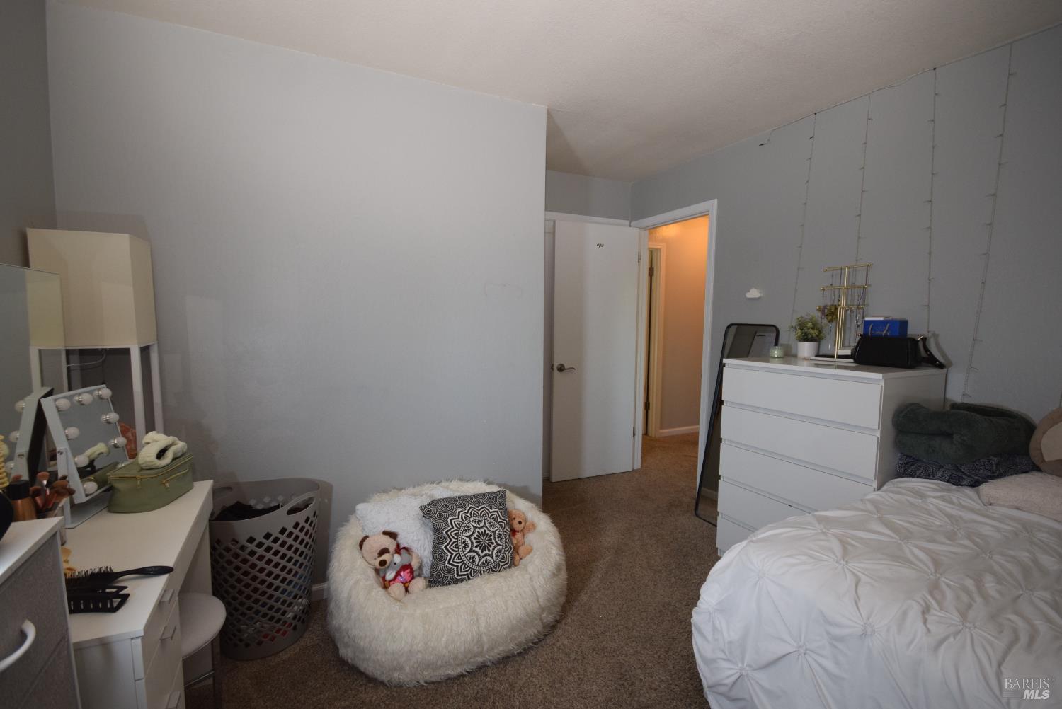Detail Gallery Image 23 of 44 For 2014 Crinella Dr, Petaluma,  CA 94954 - 4 Beds | 2 Baths