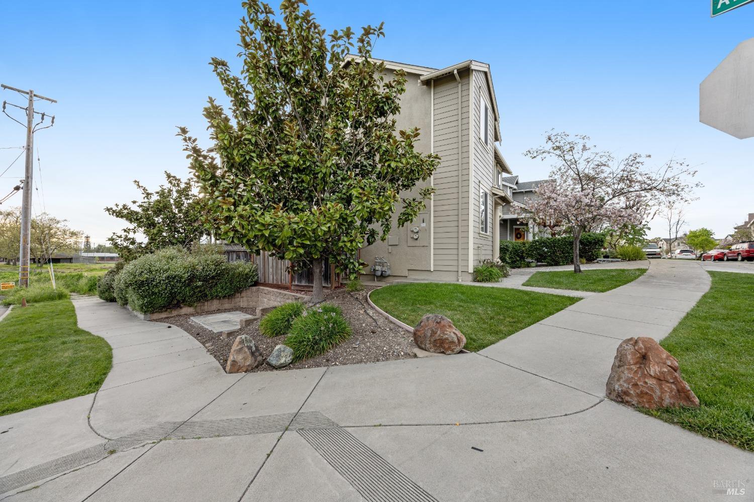 Detail Gallery Image 63 of 85 For 2095 Cooper Dr, Santa Rosa,  CA 95404 - – Beds | – Baths