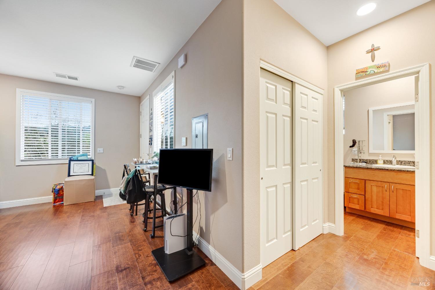 Detail Gallery Image 71 of 85 For 2095 Cooper Dr, Santa Rosa,  CA 95404 - – Beds | – Baths