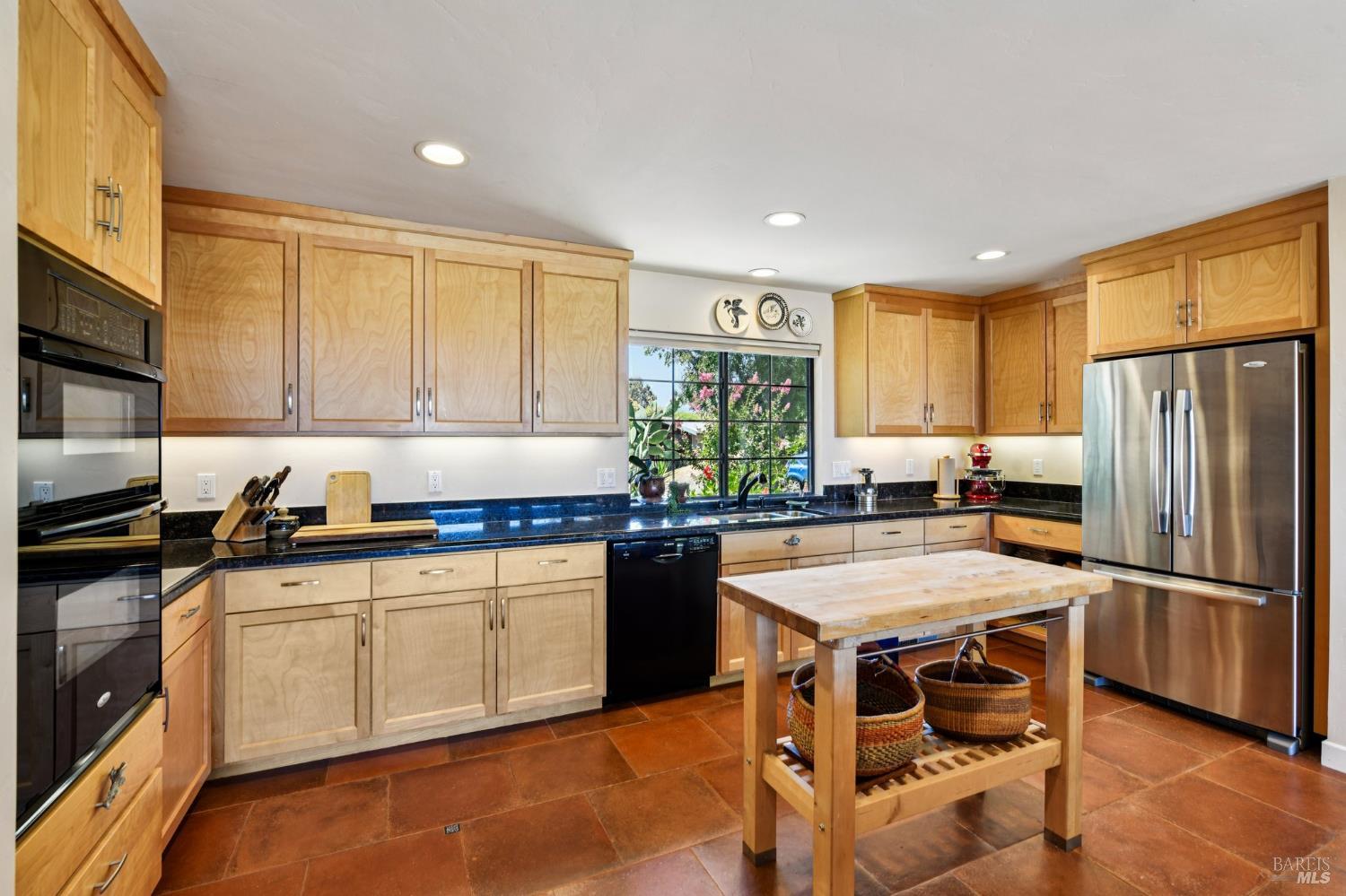 Detail Gallery Image 20 of 66 For 8621 Olive School Ln, Winters,  CA 95694 - 3 Beds | 2 Baths