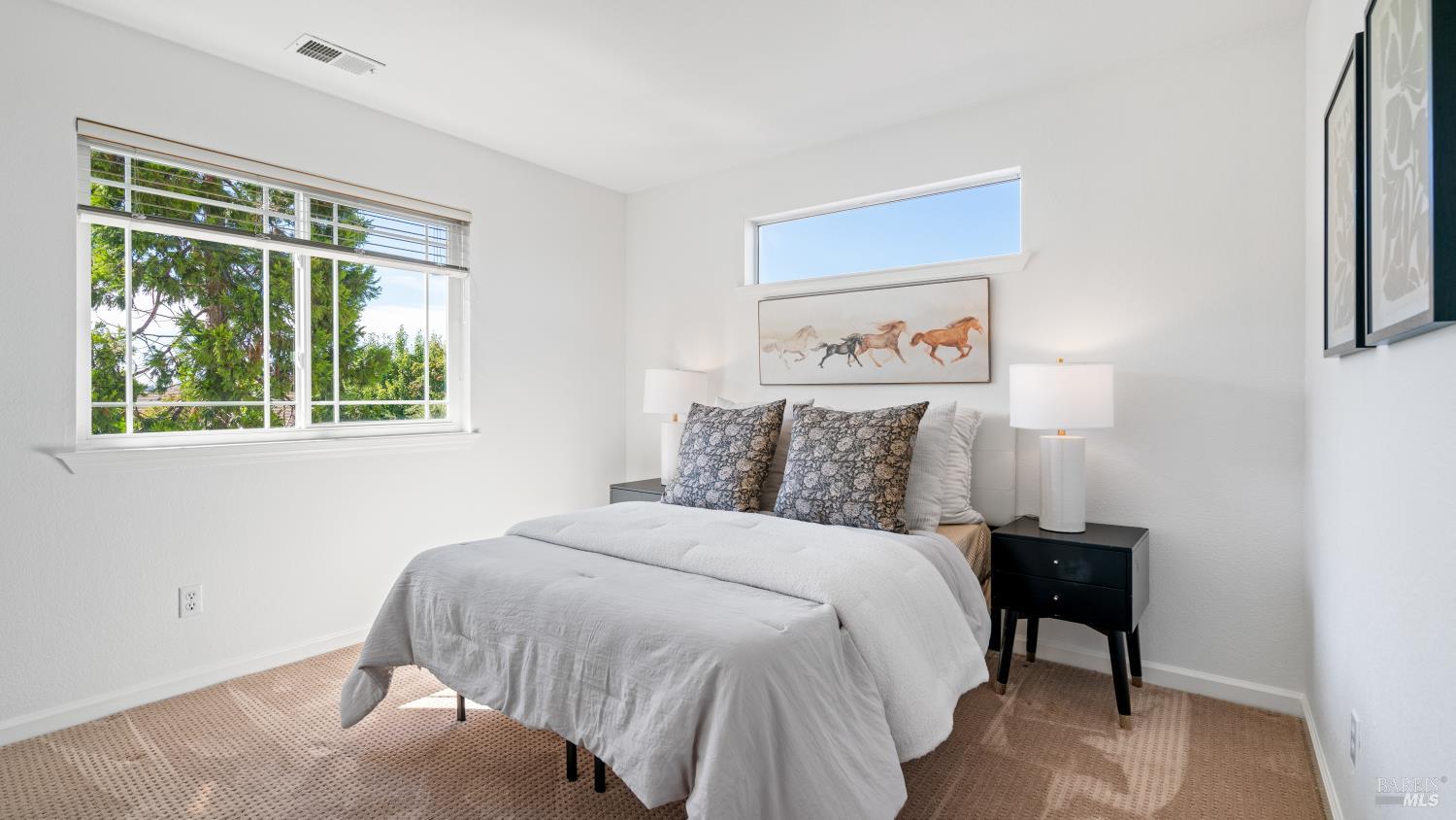 Detail Gallery Image 31 of 56 For 181 Dublin Ct, Petaluma,  CA 94952 - 4 Beds | 2/1 Baths