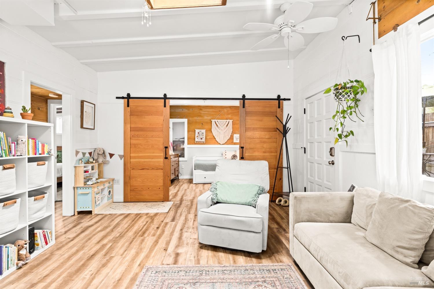 Detail Gallery Image 7 of 41 For 14792 Northern Ave, Guerneville,  CA 95446 - 2 Beds | 1 Baths