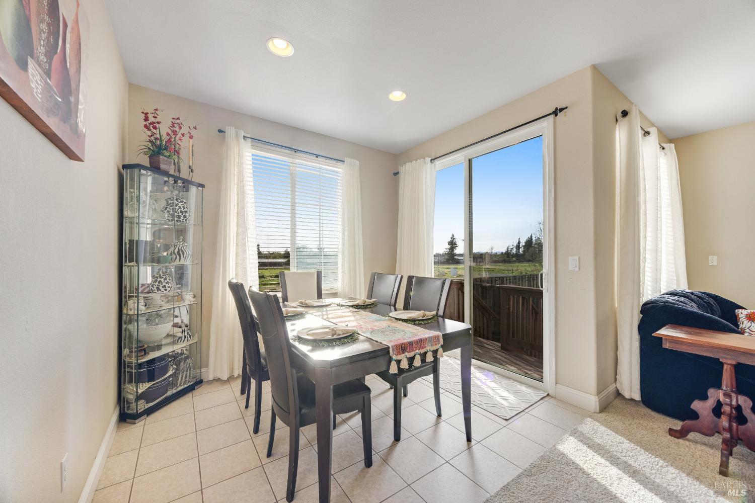 Detail Gallery Image 15 of 85 For 2095 Cooper Dr, Santa Rosa,  CA 95404 - – Beds | – Baths