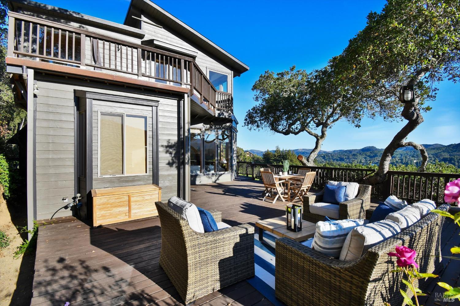 Detail Gallery Image 28 of 91 For 78 Greenwood Way, Mill Valley,  CA 94941 - 3 Beds | 2 Baths