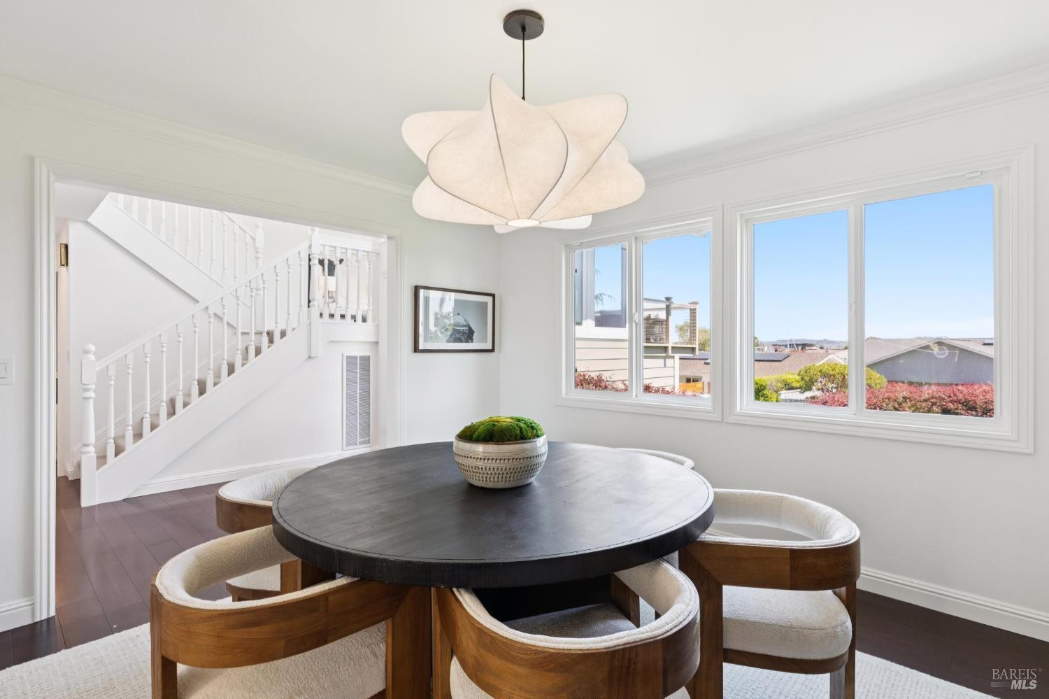 Detail Gallery Image 20 of 62 For 139 Trinidad Dr, Tiburon,  CA 94920 - 4 Beds | 2/1 Baths