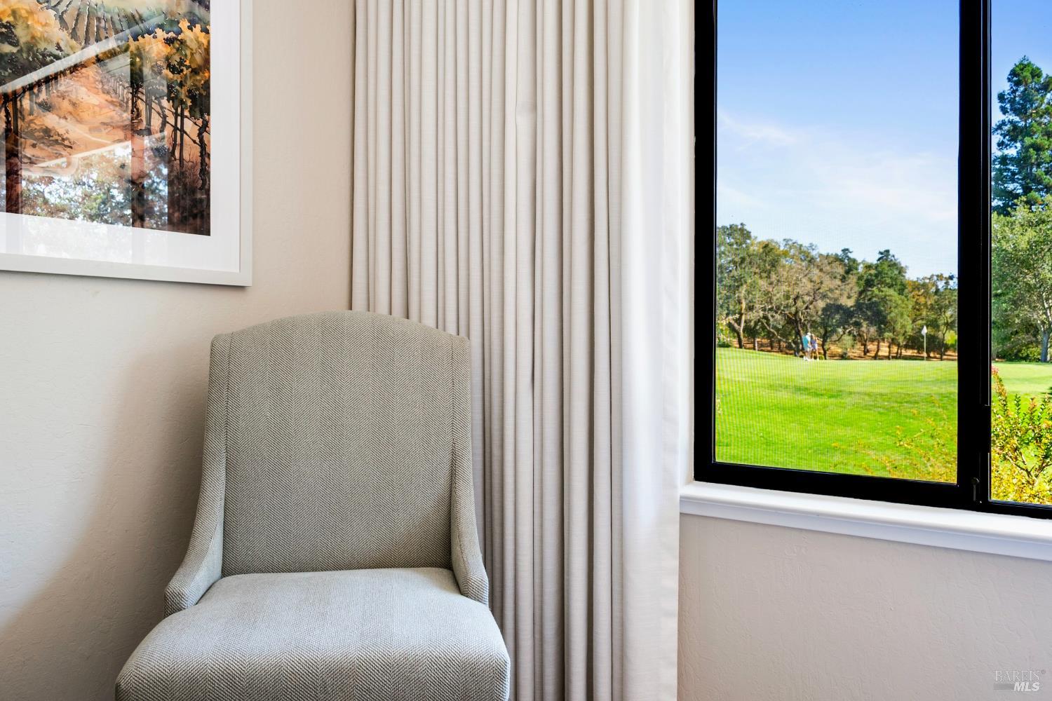 Detail Gallery Image 24 of 47 For 833 Augusta Cir, Napa,  CA 94558 - 2 Beds | 2 Baths