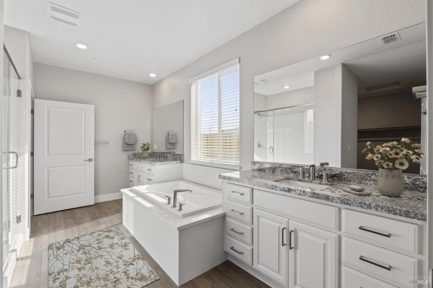 Detail Gallery Image 20 of 24 For 2193 Rustic Oak Ln, Rio Vista,  CA 94571 - 3 Beds | 2 Baths