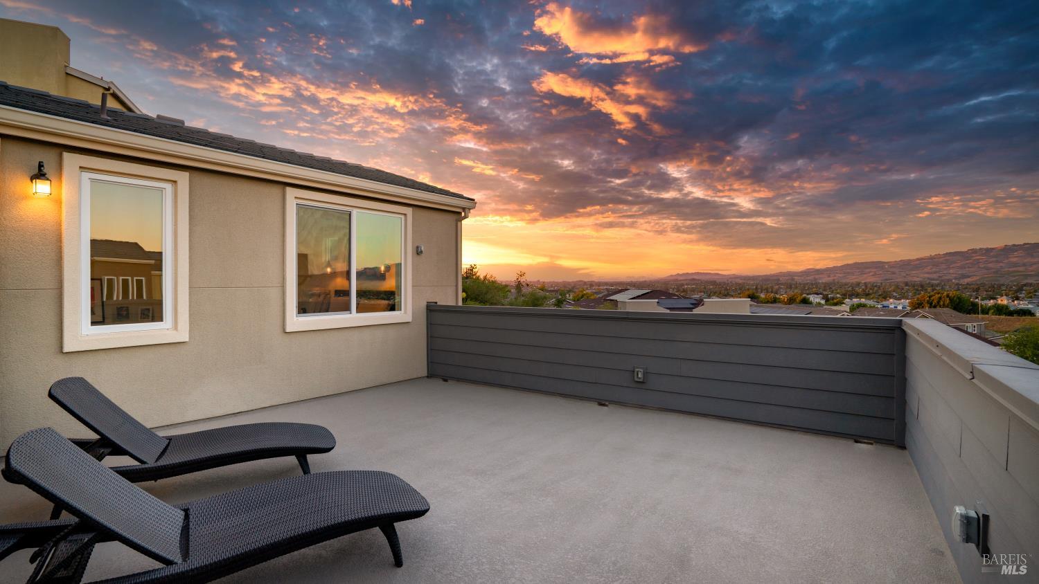 Detail Gallery Image 31 of 50 For 3 Lapis Ct, Petaluma,  CA 94952 - 3 Beds | 2/1 Baths