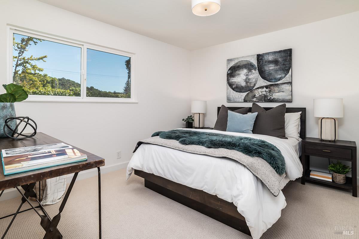 Detail Gallery Image 15 of 23 For 88 Elena Cir, San Rafael,  CA 94903 - 3 Beds | 2 Baths