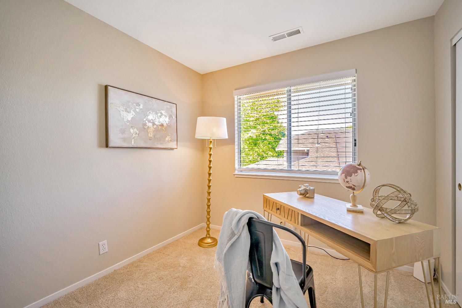 Detail Gallery Image 30 of 46 For 9616 Berkshire Way, Windsor,  CA 95492 - 3 Beds | 2/1 Baths