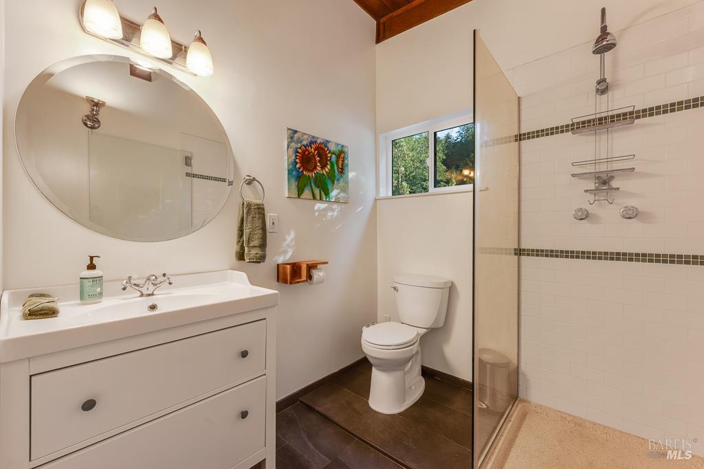 Detail Gallery Image 26 of 74 For 17197 Fitzpatrick Ln, Occidental,  CA 95465 - 3 Beds | 1 Baths