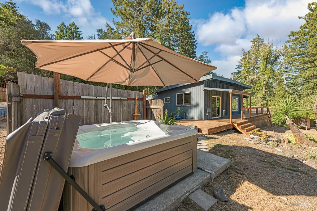 Detail Gallery Image 5 of 74 For 17197 Fitzpatrick Ln, Occidental,  CA 95465 - 3 Beds | 1 Baths