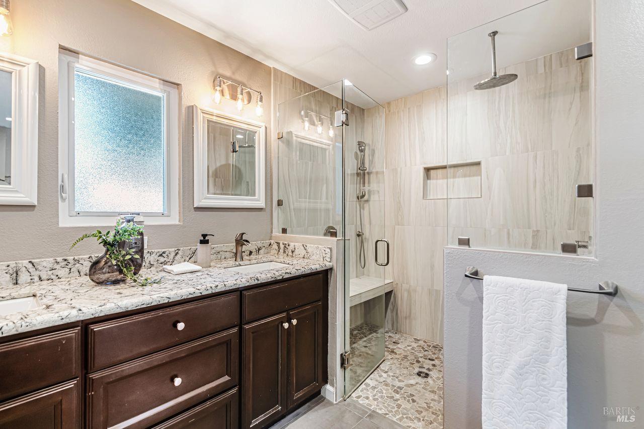 Detail Gallery Image 22 of 48 For 3641 Evergreen Rd, Santa Rosa,  CA 95405 - 4 Beds | 2 Baths