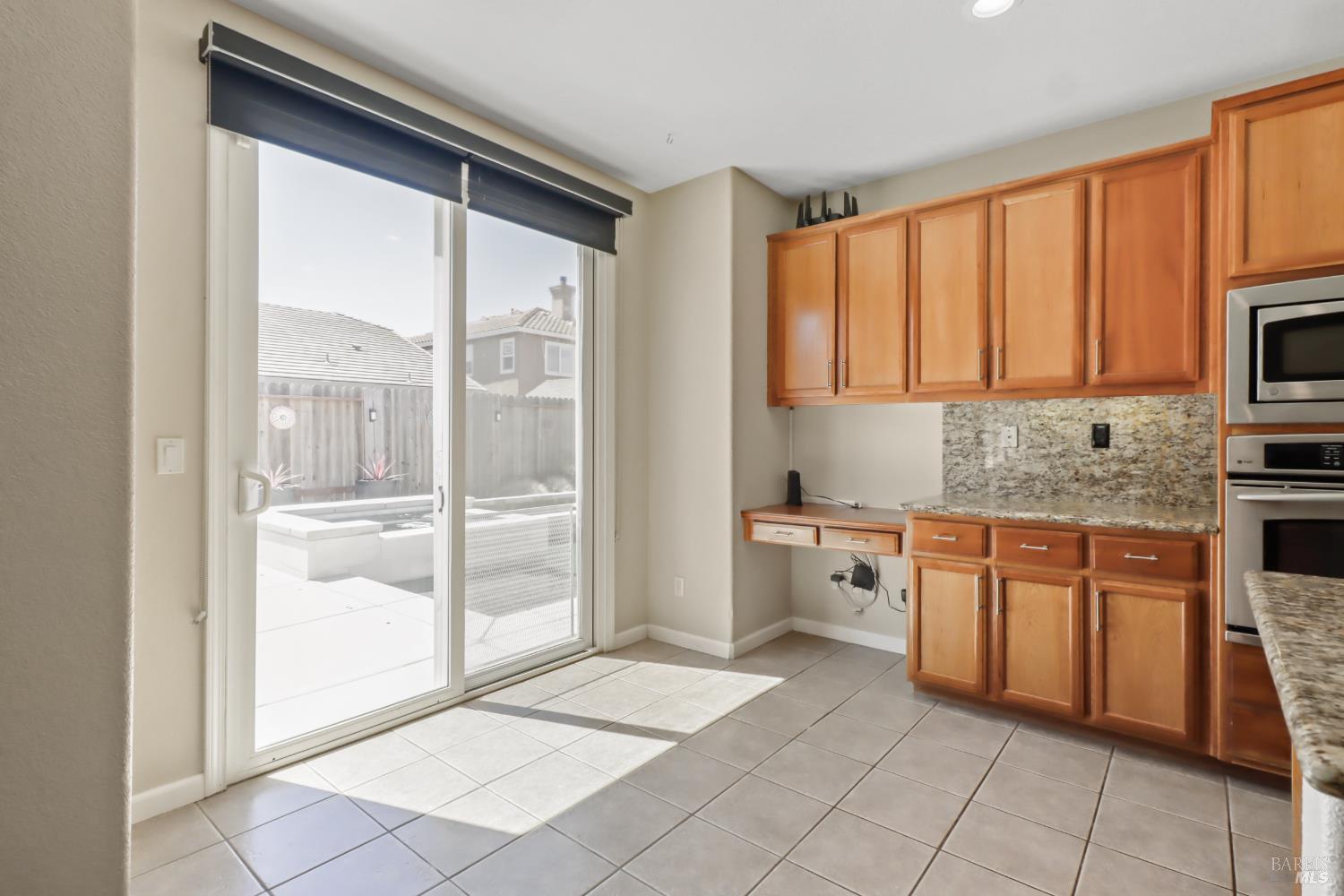 Detail Gallery Image 24 of 58 For 1105 Bello Dr, Dixon,  CA 95620 - 4 Beds | 2/1 Baths