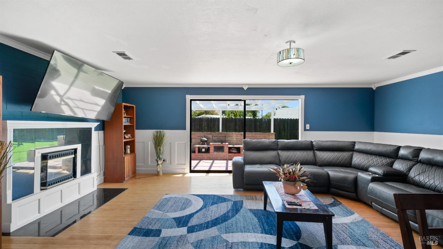 Detail Gallery Image 12 of 47 For 1200 Truman St, Fairfield,  CA 94533 - 3 Beds | 2 Baths