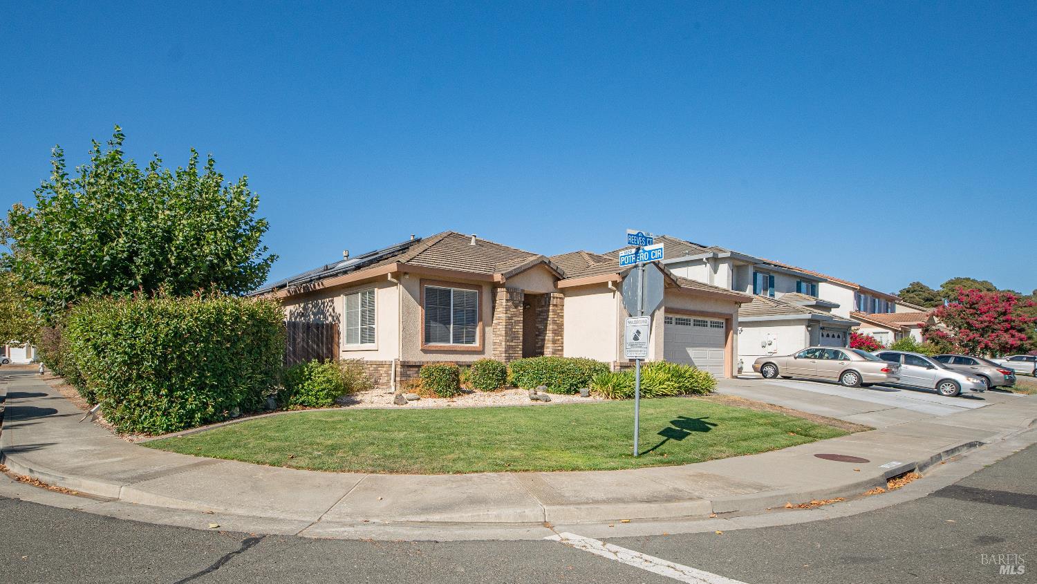 Detail Gallery Image 3 of 53 For 1300 Reeves Ct, Suisun City,  CA 94585 - 4 Beds | 2 Baths