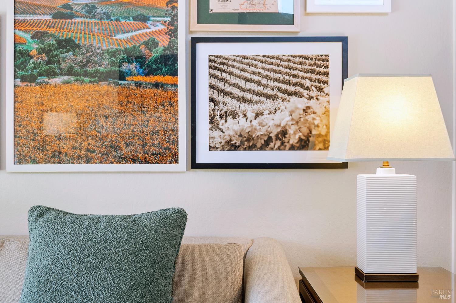 Detail Gallery Image 17 of 47 For 833 Augusta Cir, Napa,  CA 94558 - 2 Beds | 2 Baths