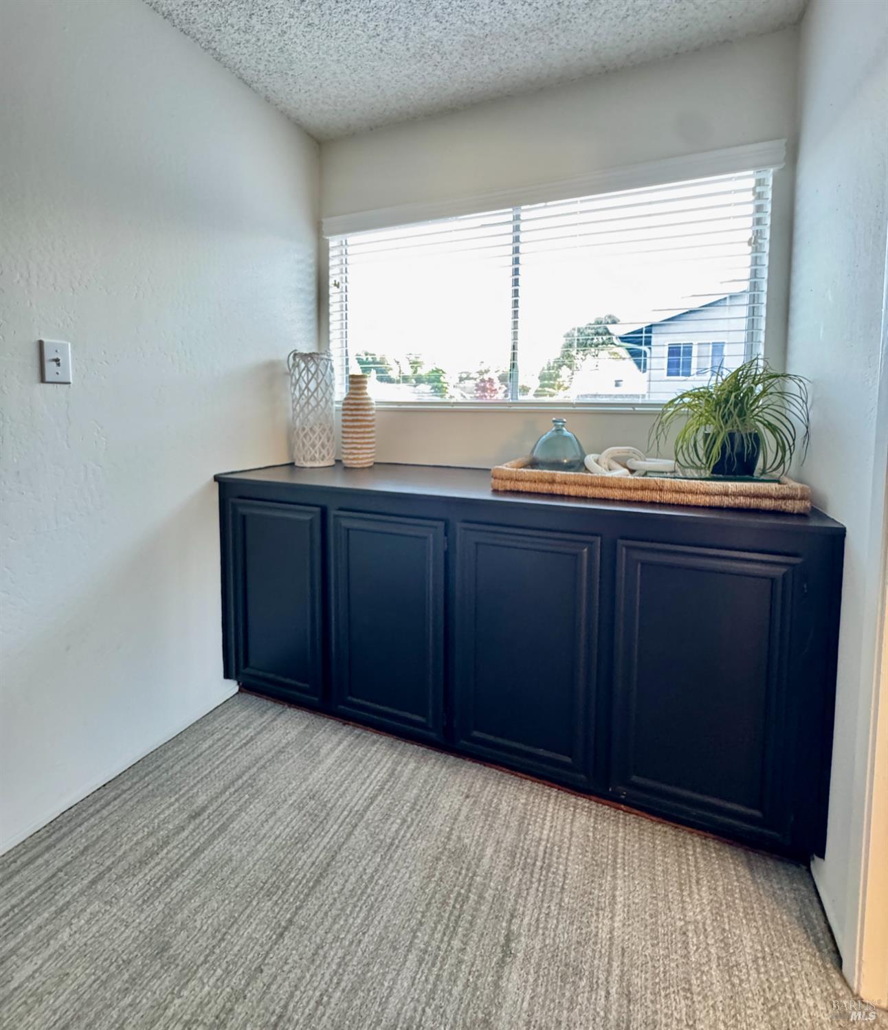 Detail Gallery Image 21 of 35 For 101 Panorama Dr, Benicia,  CA 94510 - 3 Beds | 1/1 Baths