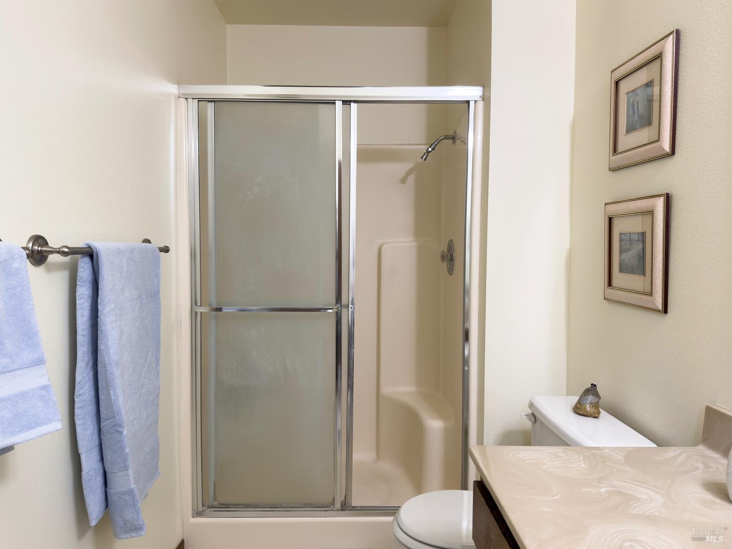 Detail Gallery Image 18 of 37 For 18498 Happy Ln, Sonoma,  CA 95476 - 2 Beds | 2 Baths